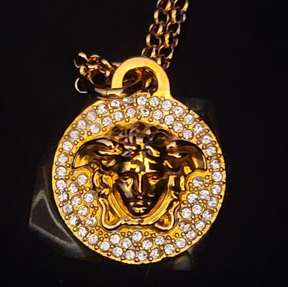 Versace Necklace Gold Medusa Rhinestone Pendant w/Box 49-54cm/ Unisex